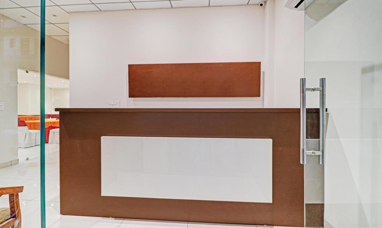 Treebo Kamron Regency Sector 80 Hotel Mohali Exterior photo